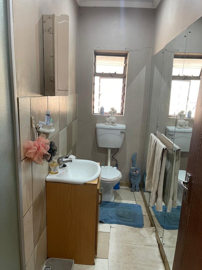 4 Bedroom Property for Sale in Olive Hill Free State